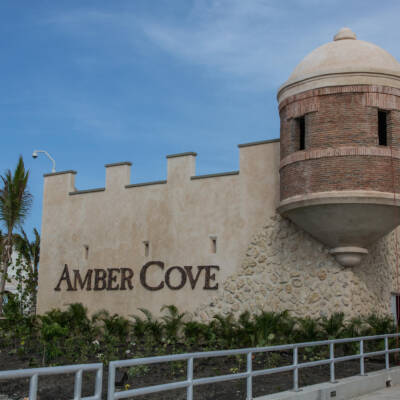 Entrance to Amber Cove